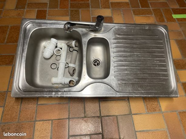 Évier 15 bacs inox avec mitigeur douchette