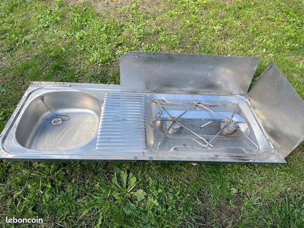 Évier inox + plaque cuisson