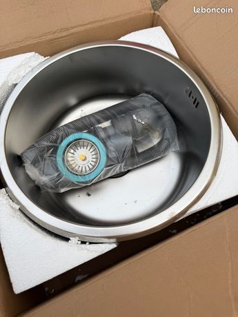 Évier inox rond neuf et complet