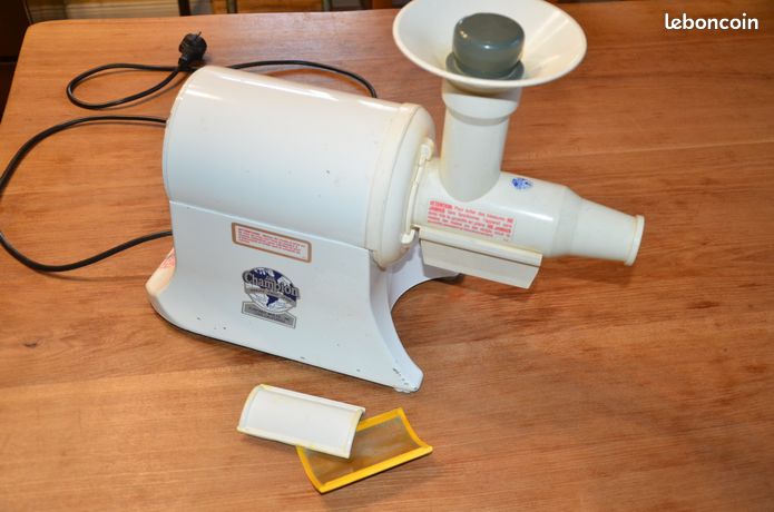 Extracteur de jus Champion