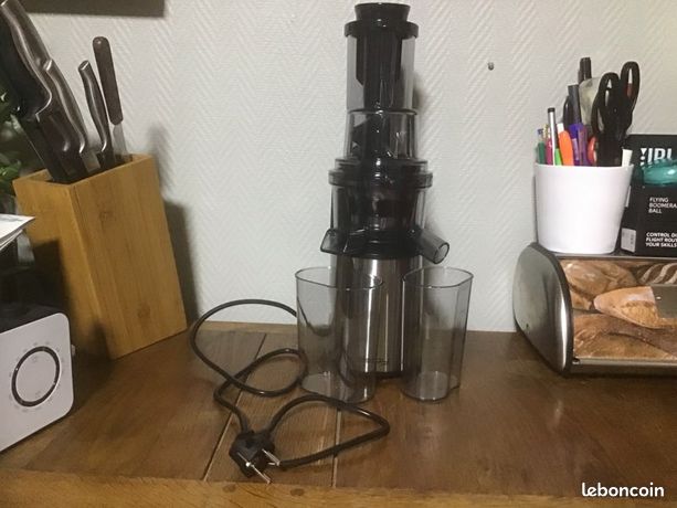 Extracteur de jus ( elsay )
