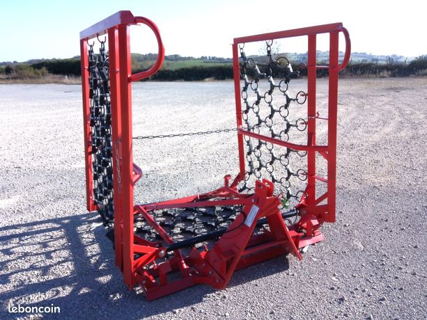 Fabrication artisanale Herse de prairie emousseuse