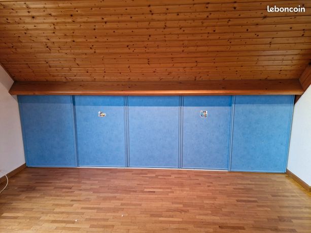 Façade placard coulissant