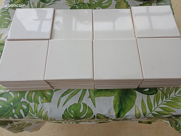 Faience blanche 208 carreaux