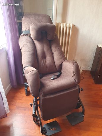 Fauteuil coque électrique