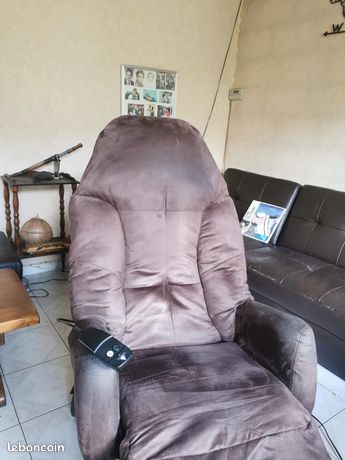 Fauteuil releveur automatique de conforts avec accoudoirs