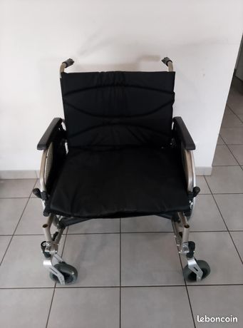 Fauteuil roulant manuel