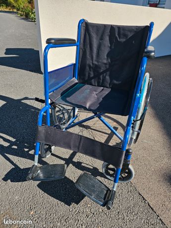 Fauteuil roulant pliable