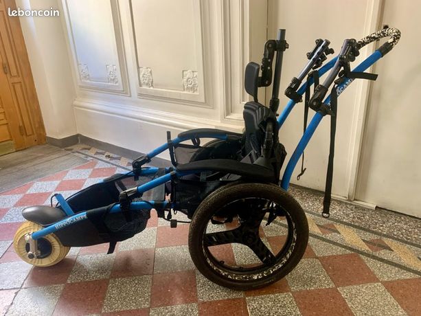 Fauteuil roulant tout terrain