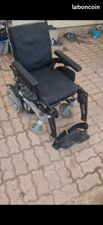 Fauteuil handicapé électrique