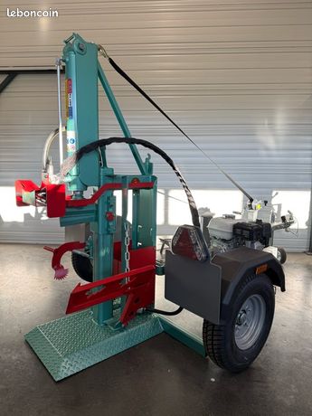 Fendeuse de bûche thermique 16 tonnes Clauzier