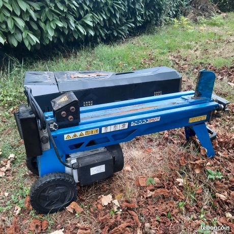 Fendeuse de bûches hydraulique Scheppach