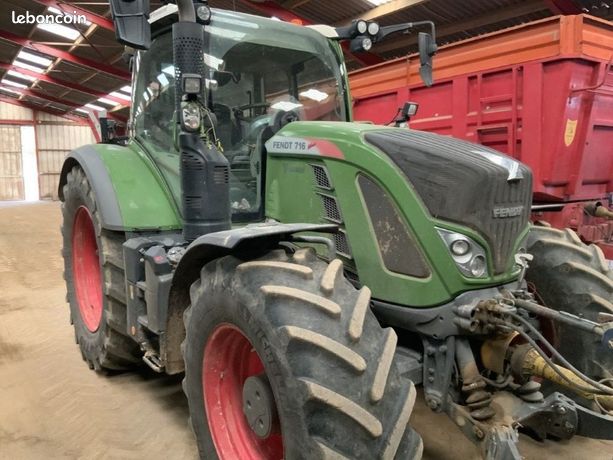 Fendt 716 VARIO S4 PROFI PLUS