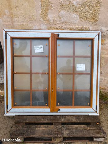 Fenêtre OB 2 en PVC marron