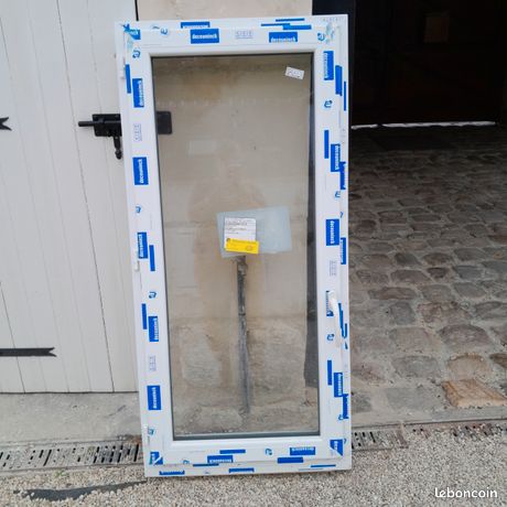 Fenêtre pvc blanc 1 vantail