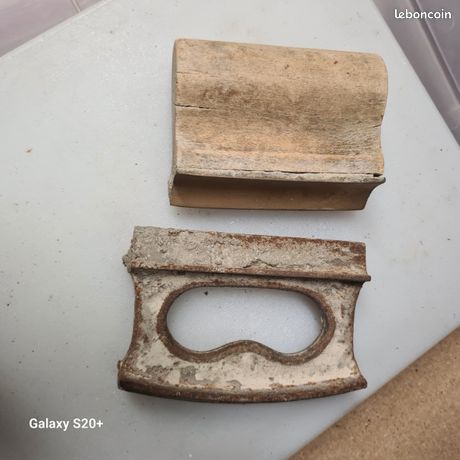 Fer à joint ou fer à marche