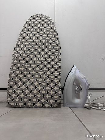 Fer à repasser avec mini planche