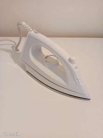 Fer à repasser SELEG