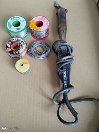 Fer à souder EXPRESS 150W + 3 bobines brasure étain / cuivre 3% + autres