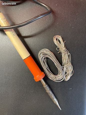 Fer à souder JBC 30S 30W avec une bobine détain