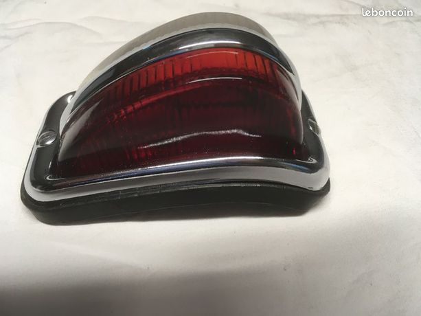 Feu d’aile Berliet feu de position veilleuse clignotant