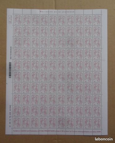 Feuillle de 100 timbre poste marianne lettre prioritaire 50g