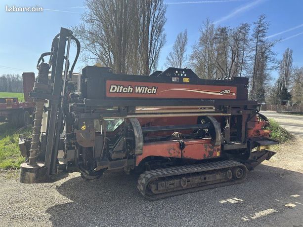 Foreuse dirigée sur chenilles DITCH WITCH JT30