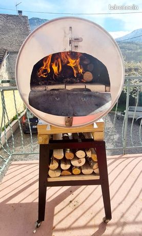 Four à bois pizza pain