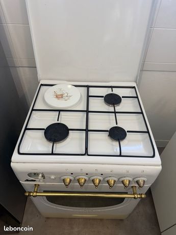 Four à gaz Vintage en bon état