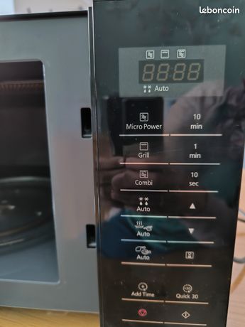Four à micro-ondes Grill Panasonic très bon état