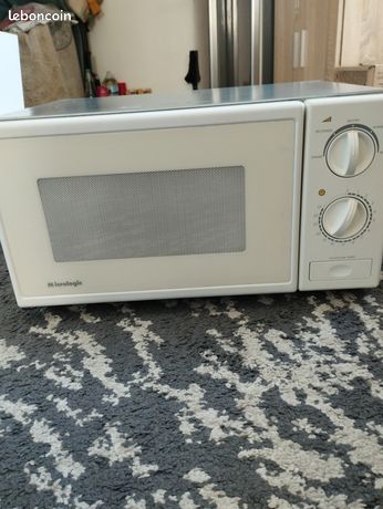 Four a micro-ondes Micrologic