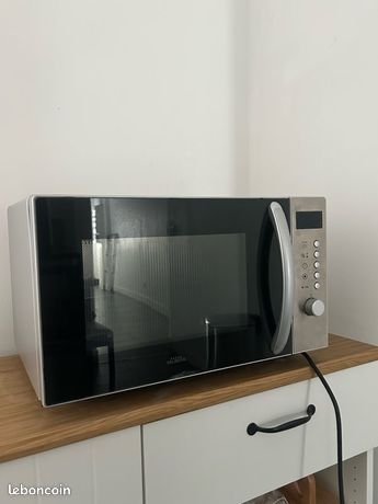 Four à micro-ondes VALBERG