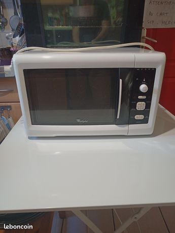 Four à micro ondes Whirlpool