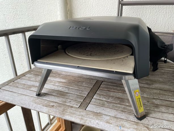 Four à pizza gaz Tefal Pronto avec housse de protection et pelle