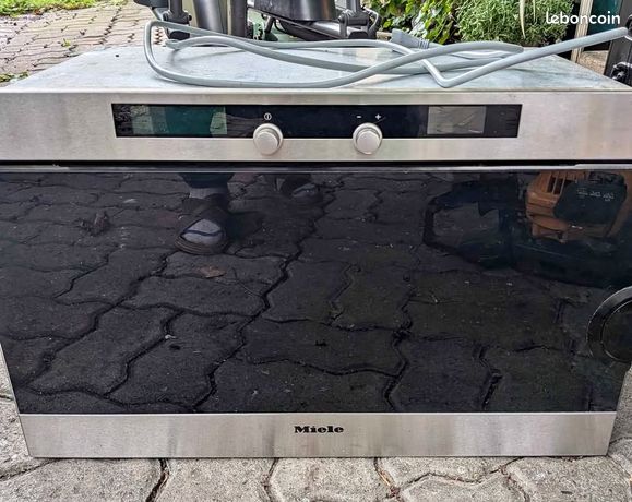 Four à vapeur Miel encastrable