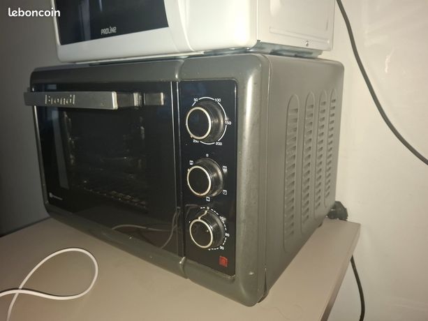 Four à vendre