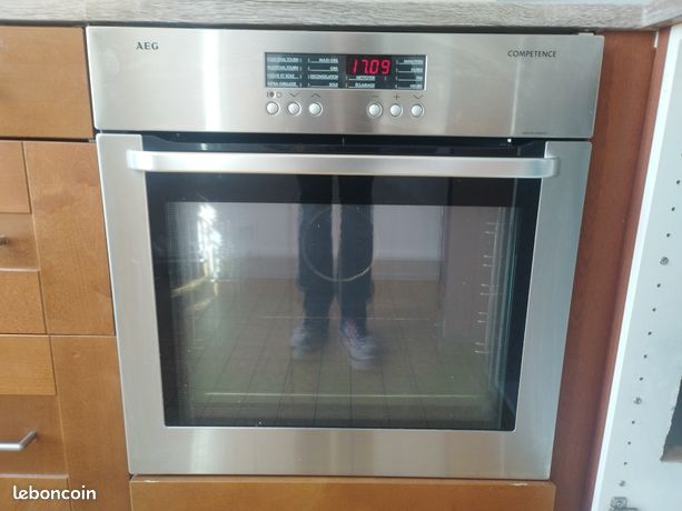 Four AEG Competence encastrable bon état