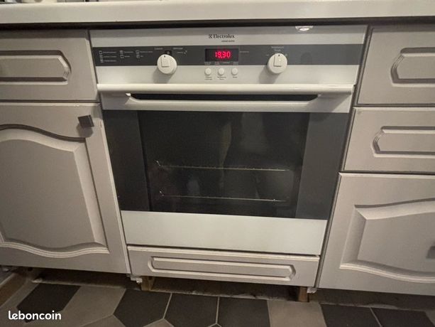 Four Arthur Martin electrolux