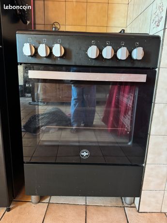Four avec plaque chauffante