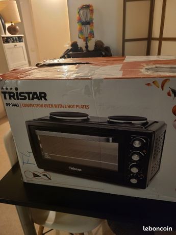 Four avec plaques chauffantes comme Neuf