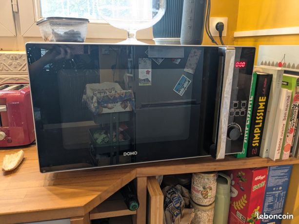 Four combiné micro onde grill DOMO
