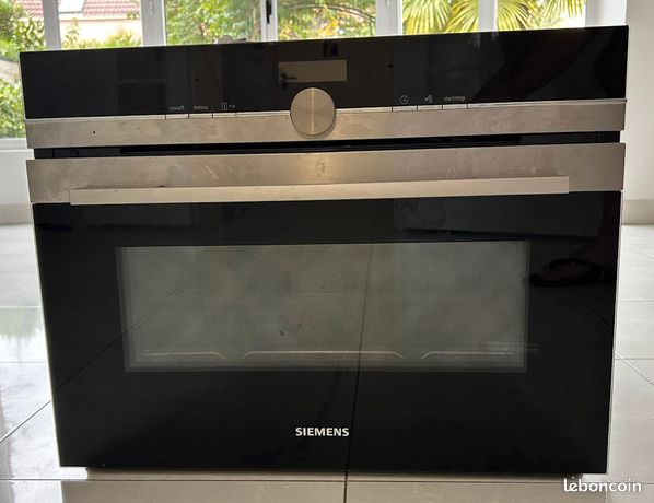 Four compact encastrable Siemens A+ 47L 455 x 594 x 548 mm