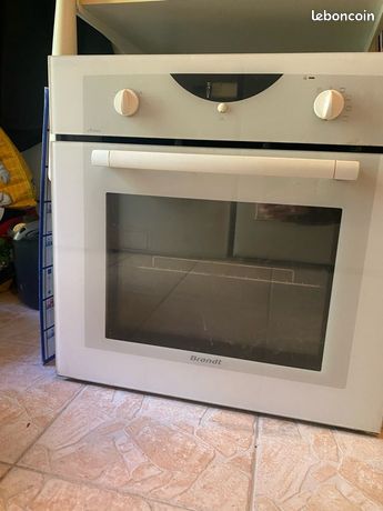 Four électrique Brandt