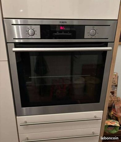 Four encastrable AEG Excellent État