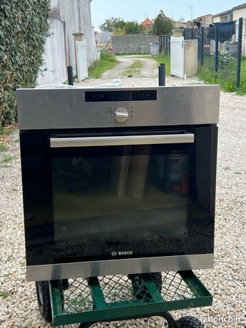 Four encastrable Bosch