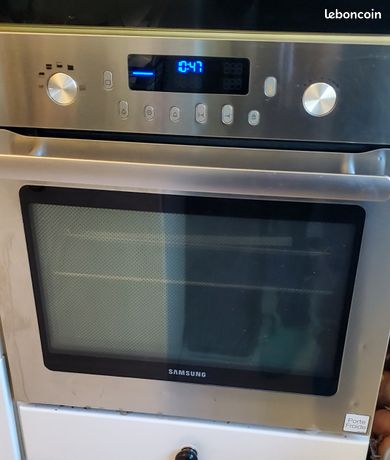 Four encastrable chaleur tournant