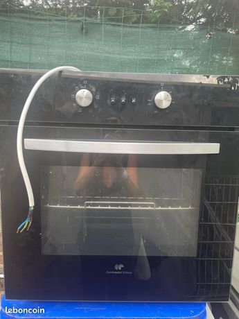 Four encastrable Continental Edison