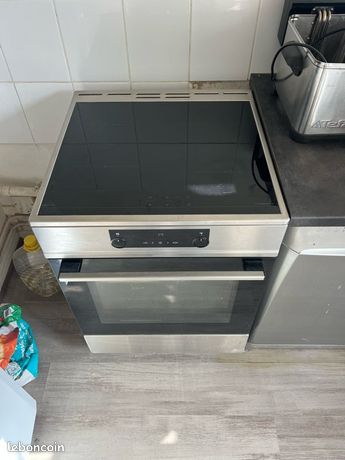 Four encastrable Gorenje EIT6356XPD Excellent état