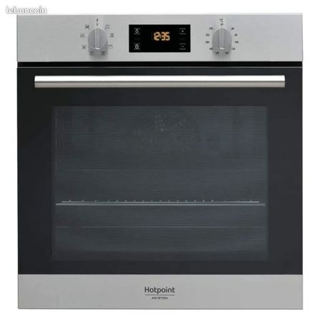 Four encastrable Hotpoint Ariston