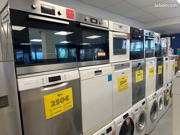 Four encastrable reconditionné